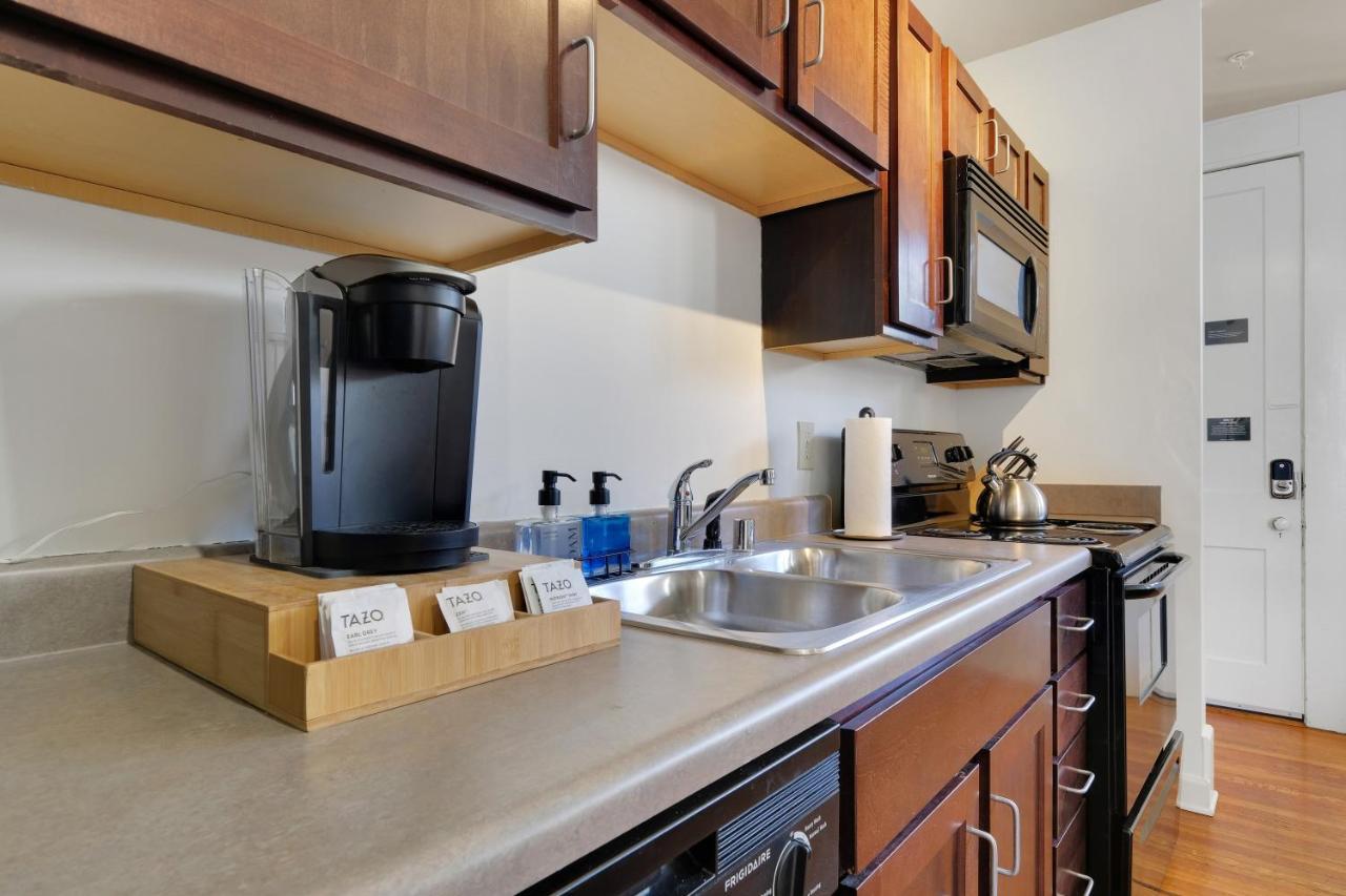 Apartment With King Bed In Downtown Louisville Eksteriør bilde